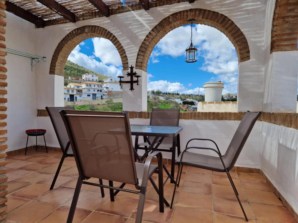 Villa Casa El Banco à Iznate Extérieur photo